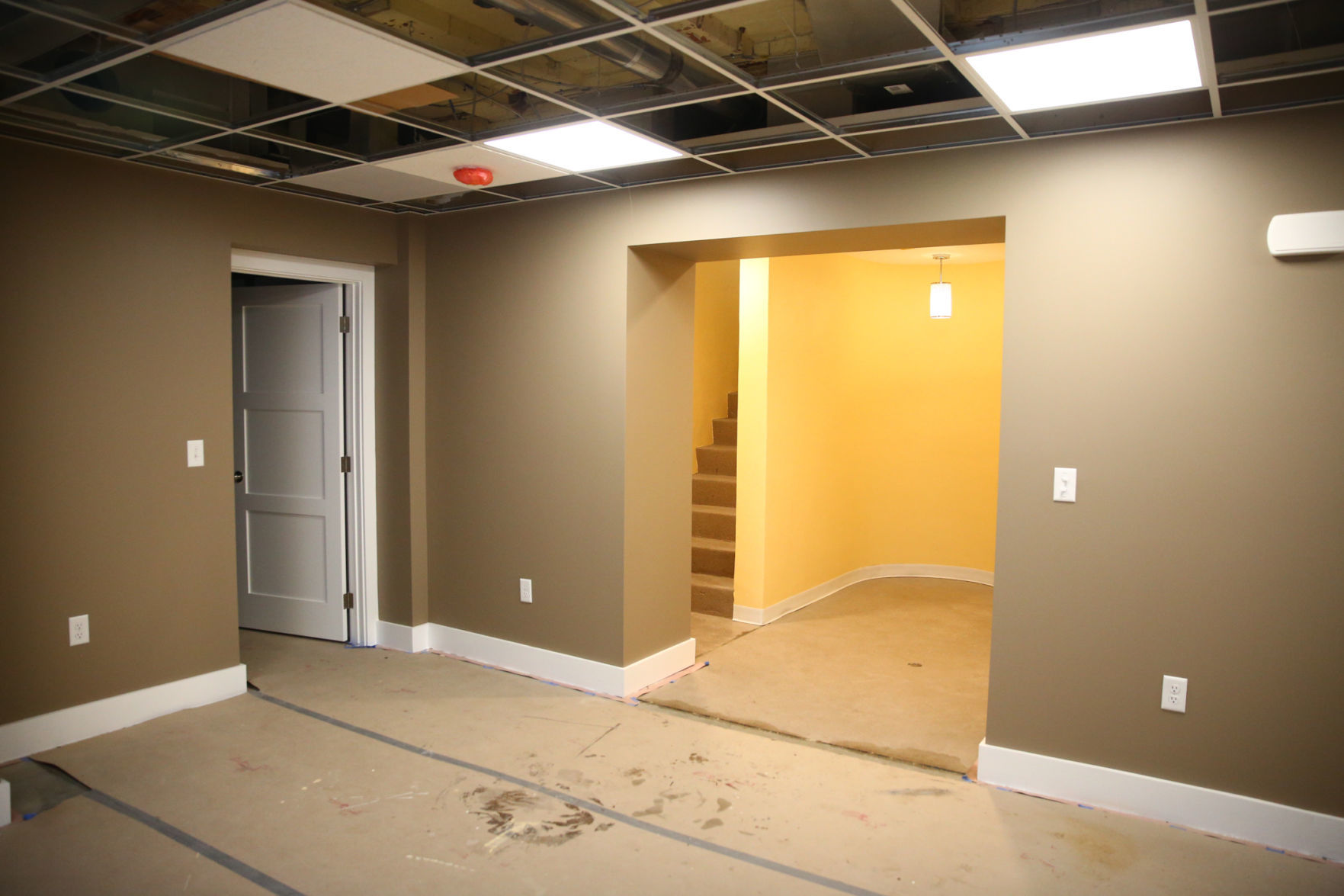 Egloff House - 312 E State St (41).jpg